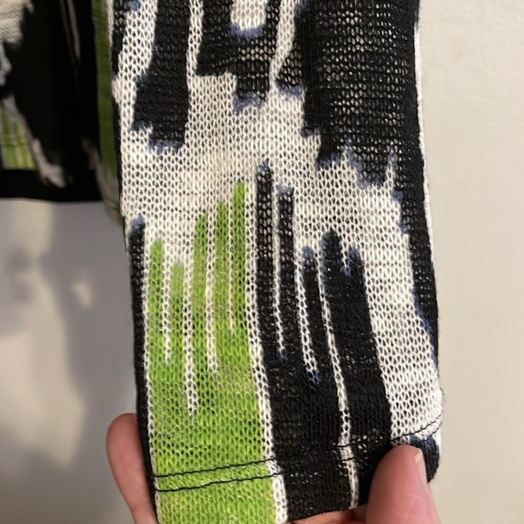 🌹NWT: CHELSEA & THEODORE LIME SALT MULTI BLOUSE - Picture 5 of 12